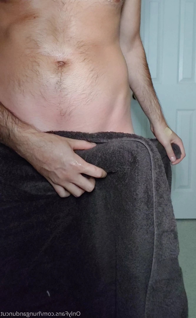 Hung and uncut [ hunganduncut ] Onlyfans leaked photo 6027998 on Hotleaks.tv
