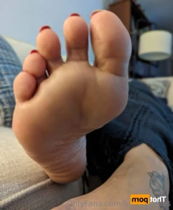 15867444