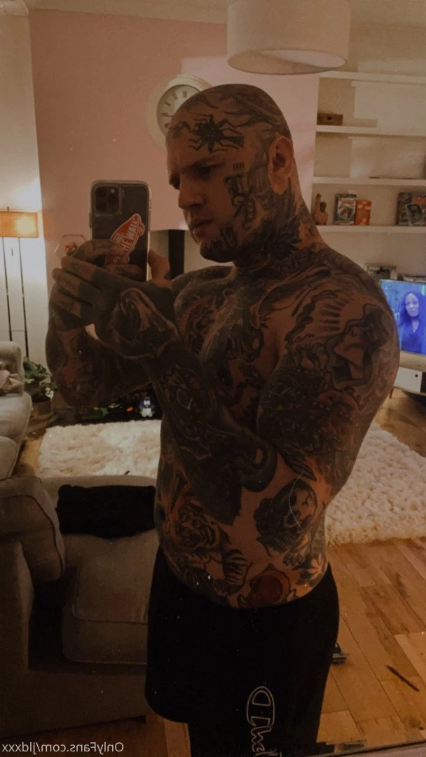 J L D [ jldxxx ] Onlyfans leaked photo 2305847 on Hotleaks.tv