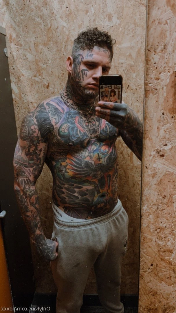 J L D [ jldxxx ] Onlyfans leaked photo 2308536 on Hotleaks.tv