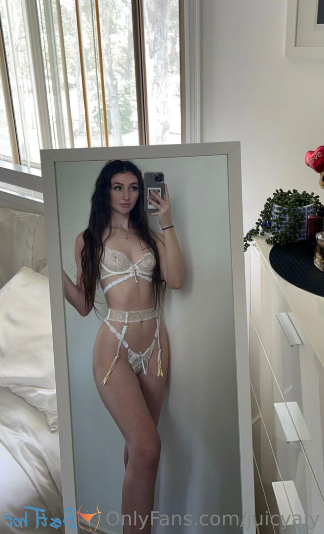 Alycia [ juicyalycia ] Onlyfans leaked photo 16615139 on Hotleaks.tv