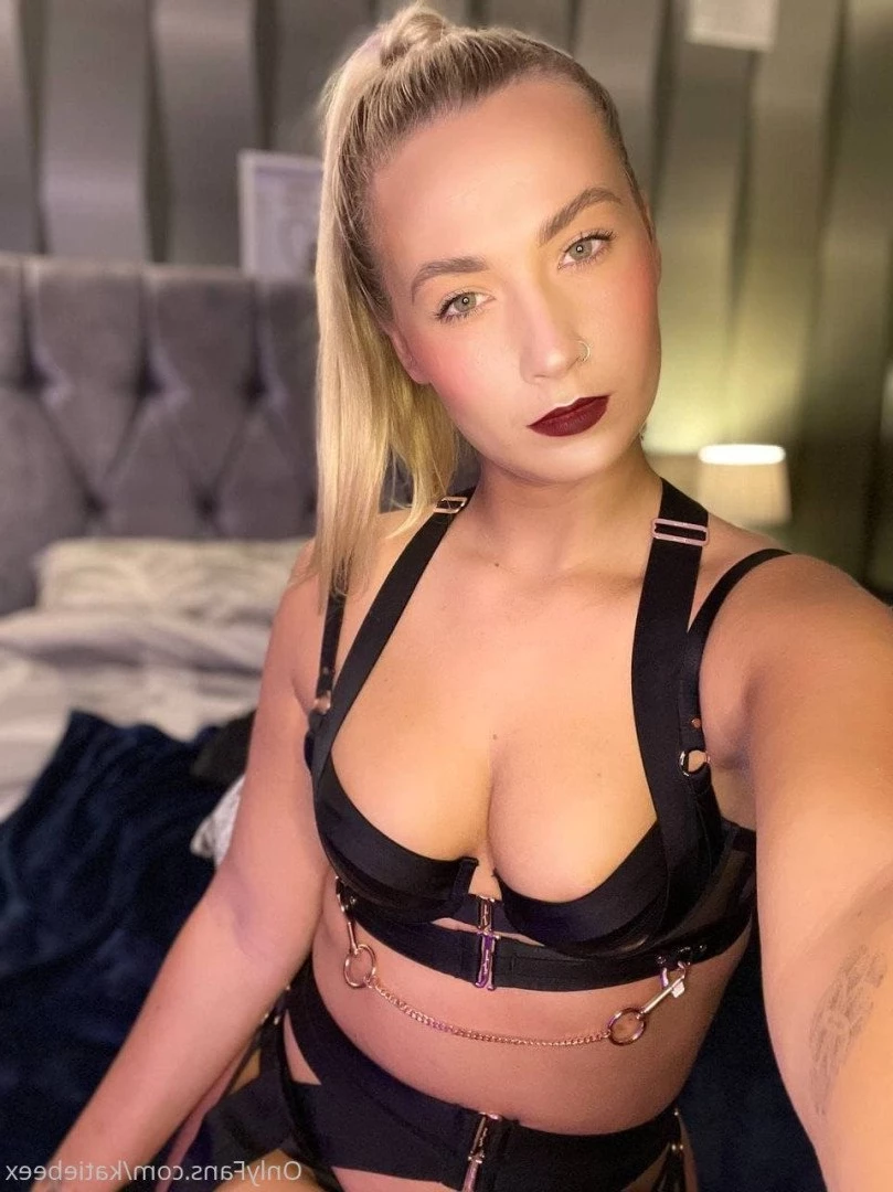 Katie Bee ☘️🇮🇪lets sext! [ katiebeex ] Onlyfans leaked photo 3865290 on Hotleaks.tv
