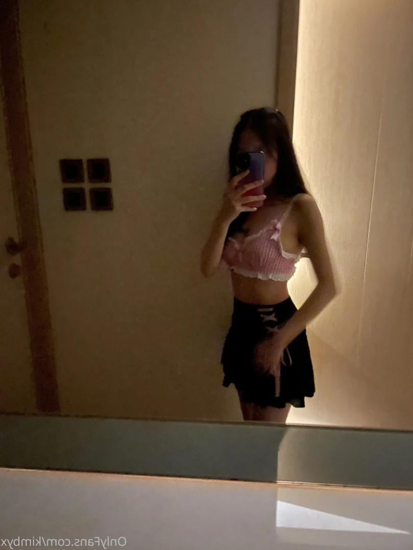 𝒀𝑶𝑼𝑹 𝑱𝑨𝑷𝑨𝑵𝑬𝑺𝑬 𝑮𝑰𝑹𝑳𝑭𝑹𝑰𝑬𝑵𝑫 [ kimbyx ] Onlyfans leaked photo 11007287 on Hotleaks.tv