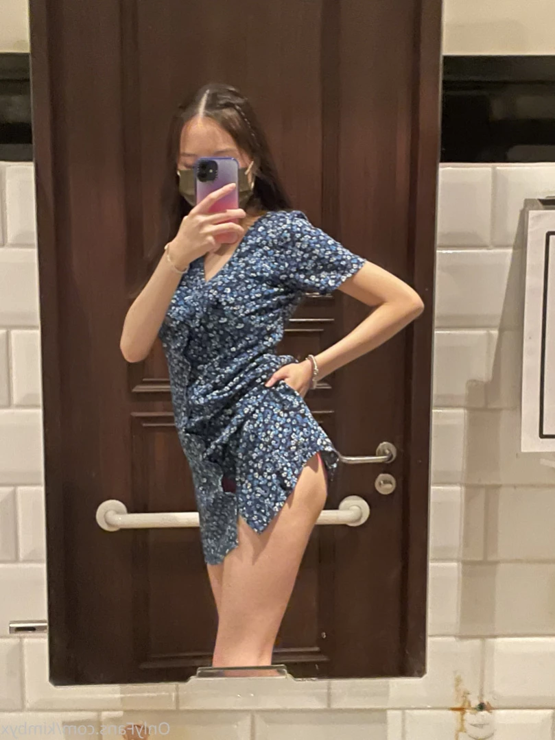𝒀𝑶𝑼𝑹 𝑱𝑨𝑷𝑨𝑵𝑬𝑺𝑬 𝑮𝑰𝑹𝑳𝑭𝑹𝑰𝑬𝑵𝑫 [ kimbyx ] Onlyfans leaked photo 12326208 on Hotleaks.tv