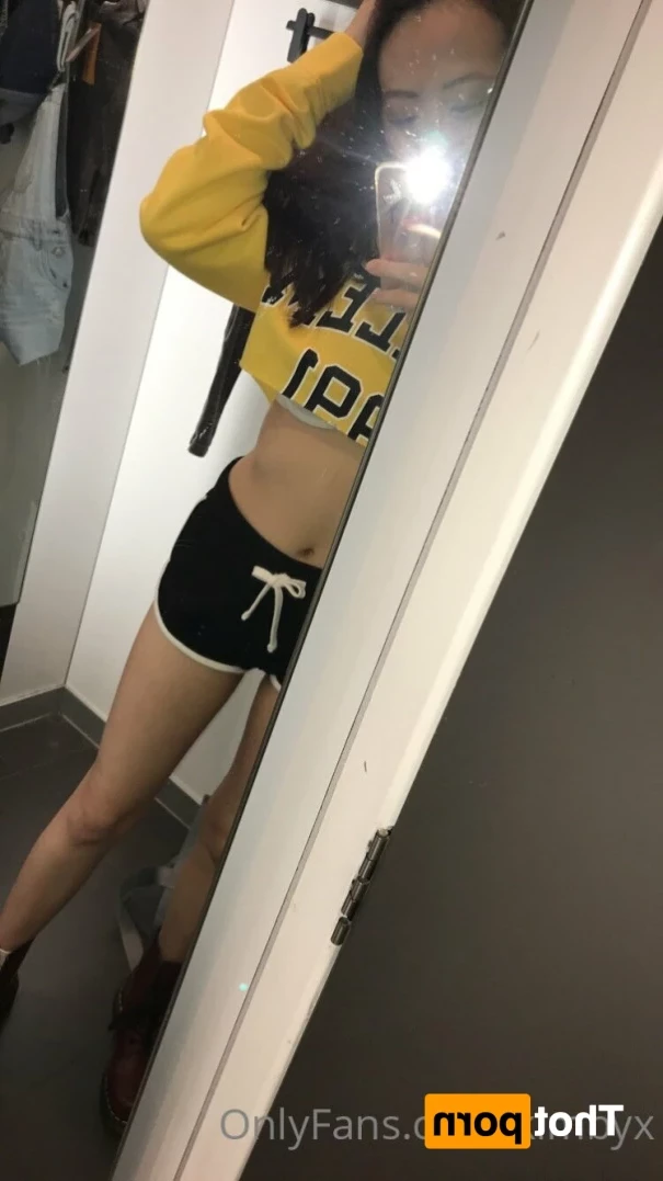 𝒀𝑶𝑼𝑹 𝑱𝑨𝑷𝑨𝑵𝑬𝑺𝑬 𝑮𝑰𝑹𝑳𝑭𝑹𝑰𝑬𝑵𝑫 [ kimbyx ] Onlyfans leaked photo 12672040 on Hotleaks.tv