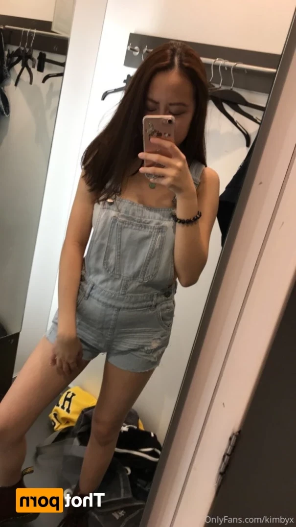𝒀𝑶𝑼𝑹 𝑱𝑨𝑷𝑨𝑵𝑬𝑺𝑬 𝑮𝑰𝑹𝑳𝑭𝑹𝑰𝑬𝑵𝑫 [ kimbyx ] Onlyfans leaked photo 13121243 on Hotleaks.tv