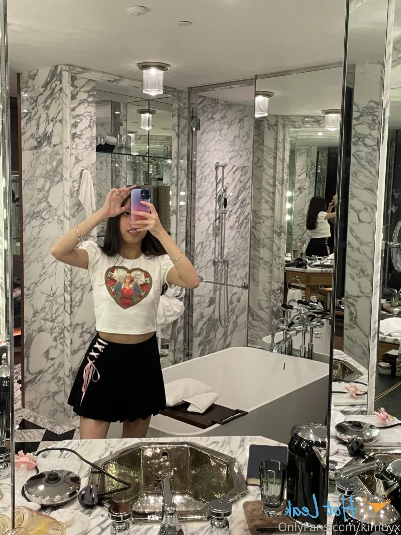 𝒀𝑶𝑼𝑹 𝑱𝑨𝑷𝑨𝑵𝑬𝑺𝑬 𝑮𝑰𝑹𝑳𝑭𝑹𝑰𝑬𝑵𝑫 [ kimbyx ] Onlyfans leaked photo 14424621 on Hotleaks.tv