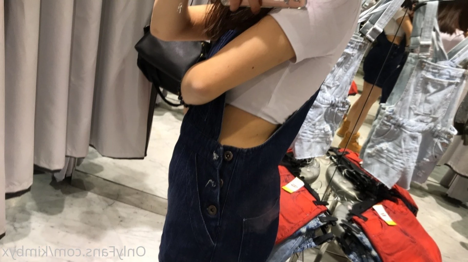 𝒀𝑶𝑼𝑹 𝑱𝑨𝑷𝑨𝑵𝑬𝑺𝑬 𝑮𝑰𝑹𝑳𝑭𝑹𝑰𝑬𝑵𝑫 [ kimbyx ] Onlyfans leaked photo 14482622 on Hotleaks.tv