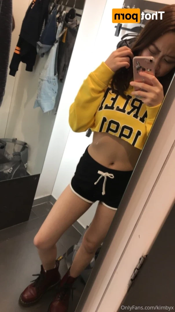 𝒀𝑶𝑼𝑹 𝑱𝑨𝑷𝑨𝑵𝑬𝑺𝑬 𝑮𝑰𝑹𝑳𝑭𝑹𝑰𝑬𝑵𝑫 [ kimbyx ] Onlyfans leaked photo 14483366 on Hotleaks.tv