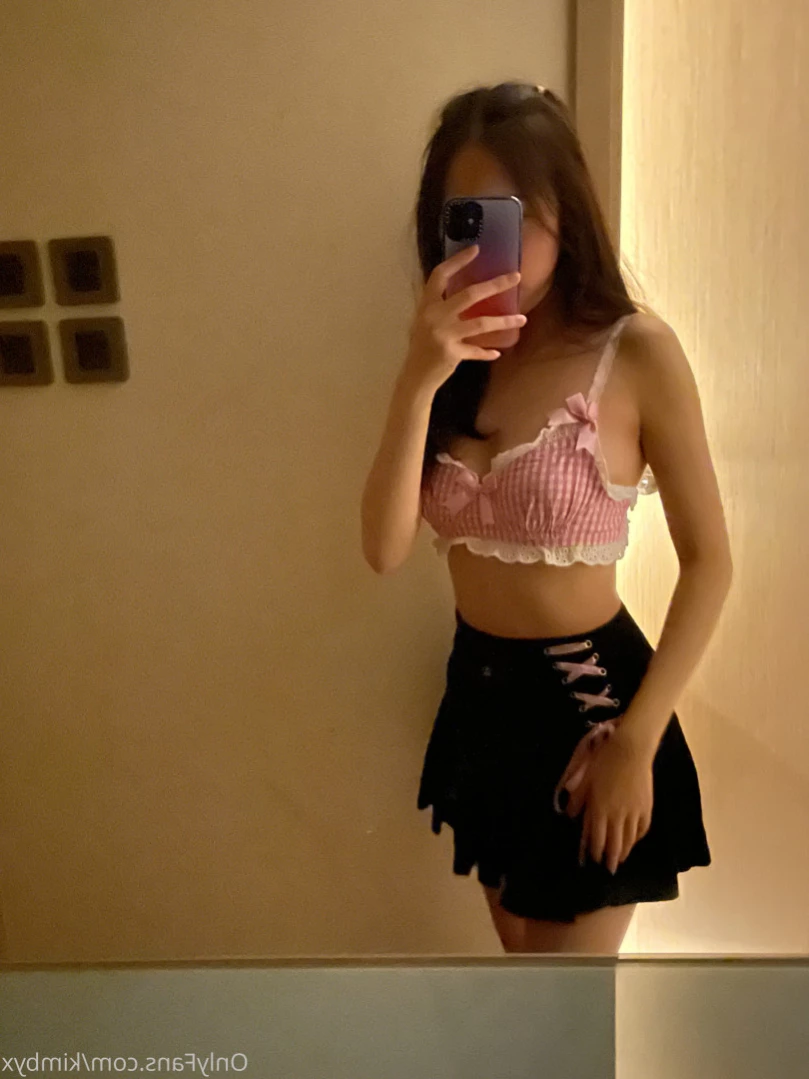 𝒀𝑶𝑼𝑹 𝑱𝑨𝑷𝑨𝑵𝑬𝑺𝑬 𝑮𝑰𝑹𝑳𝑭𝑹𝑰𝑬𝑵𝑫 [ kimbyx ] Onlyfans leaked photo 15461607 on Hotleaks.tv