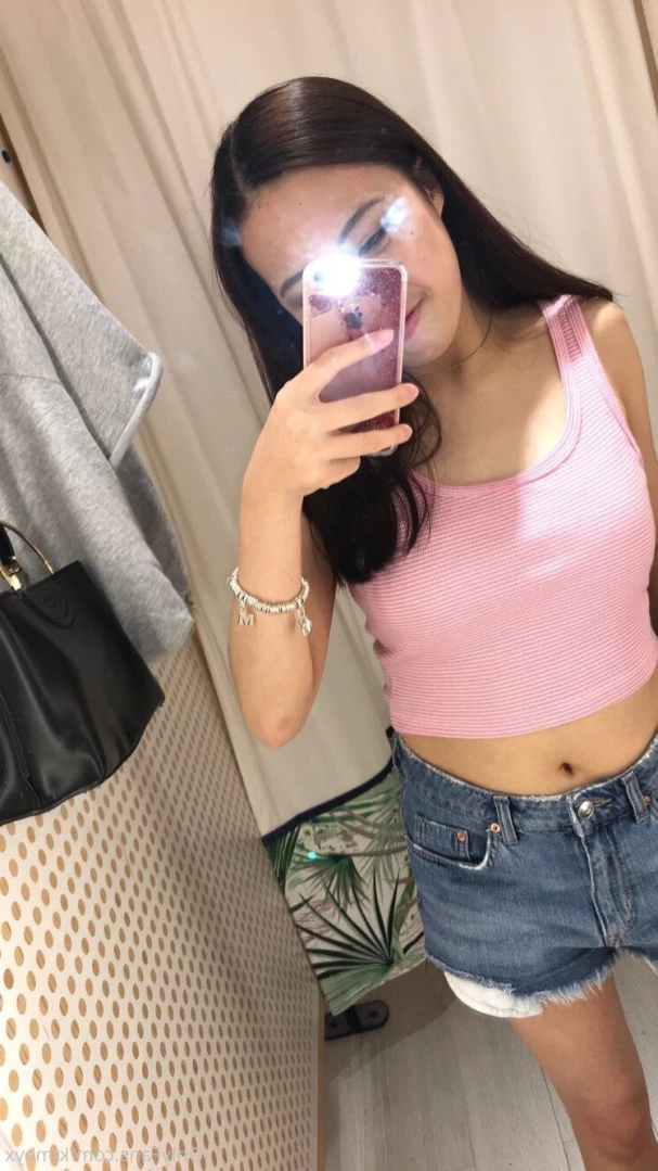 𝒀𝑶𝑼𝑹 𝑱𝑨𝑷𝑨𝑵𝑬𝑺𝑬 𝑮𝑰𝑹𝑳𝑭𝑹𝑰𝑬𝑵𝑫 [ kimbyx ] Onlyfans leaked photo 15461624 on Hotleaks.tv