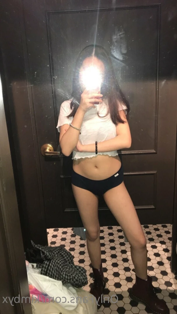 𝒀𝑶𝑼𝑹 𝑱𝑨𝑷𝑨𝑵𝑬𝑺𝑬 𝑮𝑰𝑹𝑳𝑭𝑹𝑰𝑬𝑵𝑫 [ kimbyx ] Onlyfans leaked photo 15461780 on Hotleaks.tv