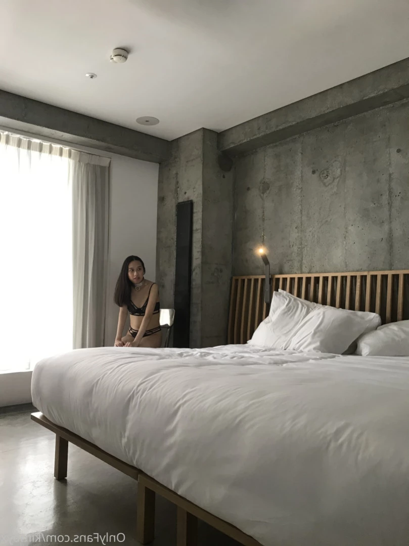 𝒀𝑶𝑼𝑹 𝑱𝑨𝑷𝑨𝑵𝑬𝑺𝑬 𝑮𝑰𝑹𝑳𝑭𝑹𝑰𝑬𝑵𝑫 [ kimbyx ] Onlyfans leaked photo 15900249 on Hotleaks.tv
