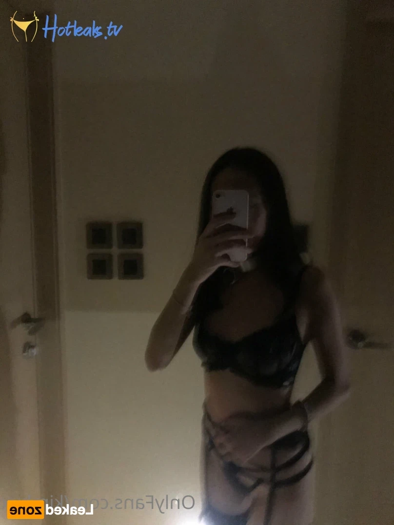 𝒀𝑶𝑼𝑹 𝑱𝑨𝑷𝑨𝑵𝑬𝑺𝑬 𝑮𝑰𝑹𝑳𝑭𝑹𝑰𝑬𝑵𝑫 [ kimbyx ] Onlyfans leaked photo 16107025 on Hotleaks.tv