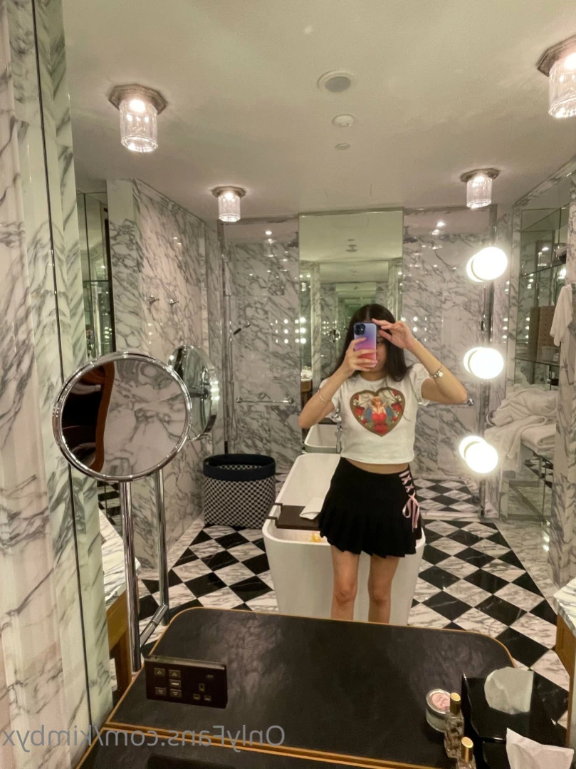 𝒀𝑶𝑼𝑹 𝑱𝑨𝑷𝑨𝑵𝑬𝑺𝑬 𝑮𝑰𝑹𝑳𝑭𝑹𝑰𝑬𝑵𝑫 [ kimbyx ] Onlyfans leaked photo 16275136 on Hotleaks.tv