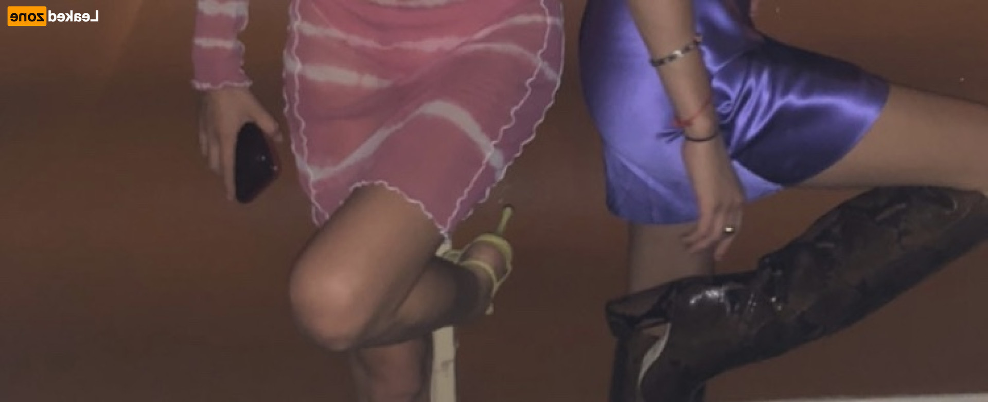 𝒀𝑶𝑼𝑹 𝑱𝑨𝑷𝑨𝑵𝑬𝑺𝑬 𝑮𝑰𝑹𝑳𝑭𝑹𝑰𝑬𝑵𝑫 [ kimbyx ] Onlyfans leaked photo 16615580 on Hotleaks.tv