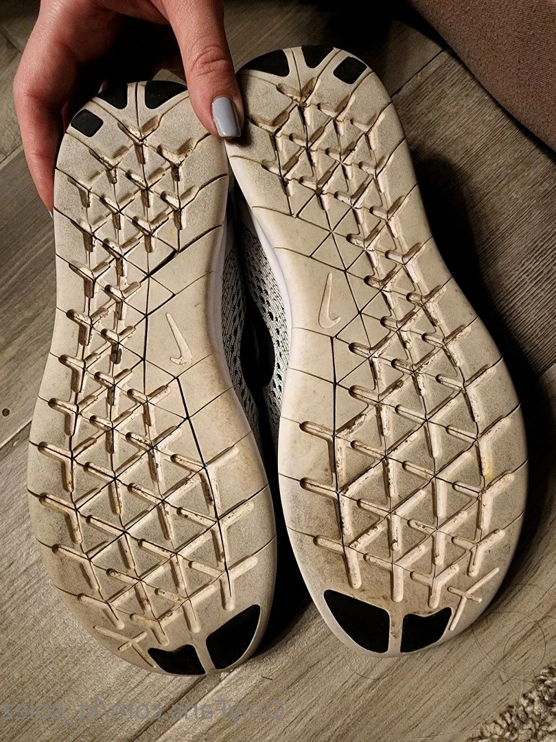 KT [ kt_solez ] Onlyfans leaked photo 2297383 on Hotleaks.tv