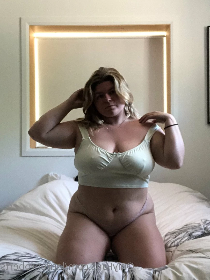 Lauren [ laurenroberts ] Onlyfans leaked photo 2302463 on Hotleaks.tv