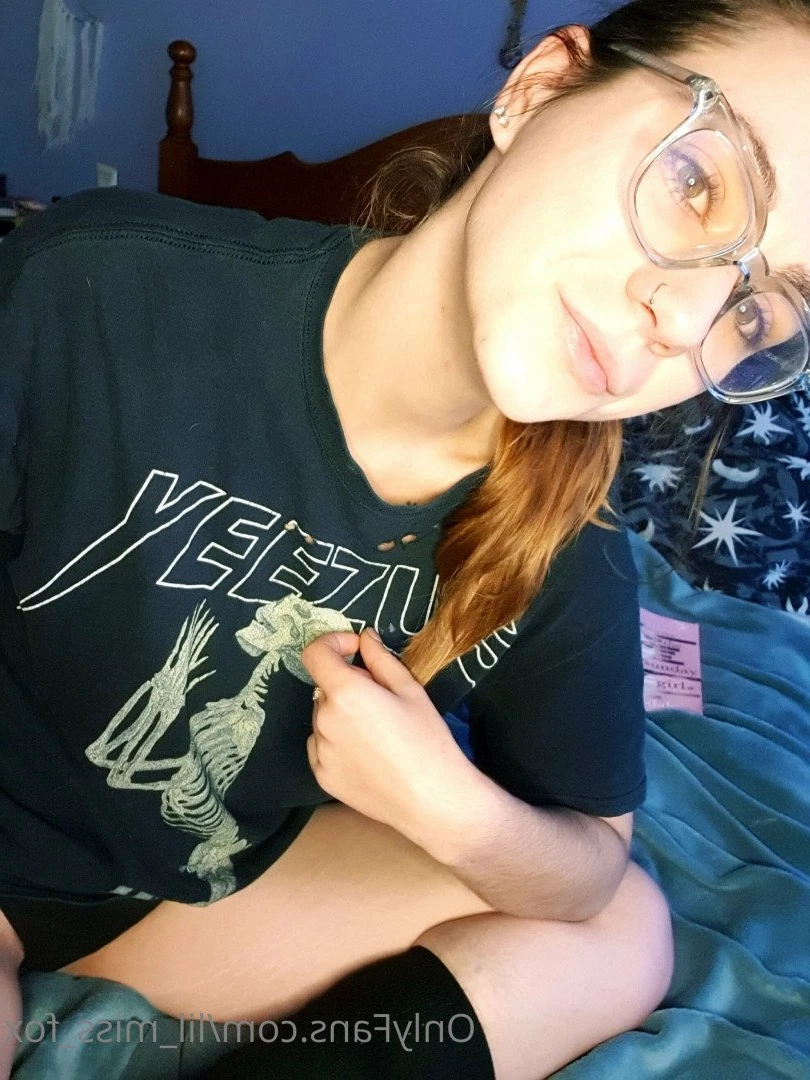 🦊 🎀 Miss Fox [ lil_miss_fox ] Onlyfans leaked photo 2303963 on Hotleaks.tv