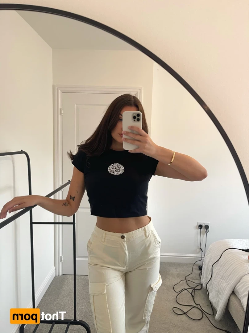 Lottie-May 🍑 Your new GF [ lottie_m ] Onlyfans leaked photo 11975658 on Hotleaks.tv