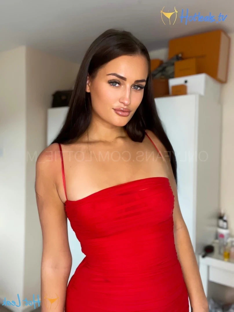 Lottie-May 🍑 Your new GF [ lottie_m ] Onlyfans leaked photo 13261446 on Hotleaks.tv