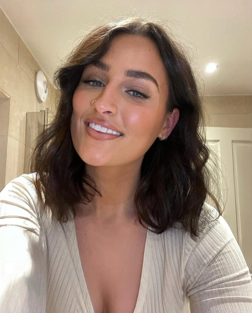 Lottie-May 🍑 Your new GF [ lottie_m ] Onlyfans leaked photo 13393126 on Hotleaks.tv