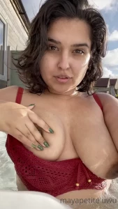 5326722