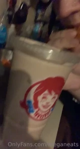 15982042