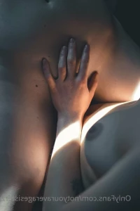 2295895