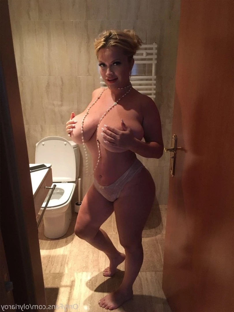 Olyria Roy [ olyriaroy ] Onlyfans leaked photo 3684683 on Hotleaks.tv