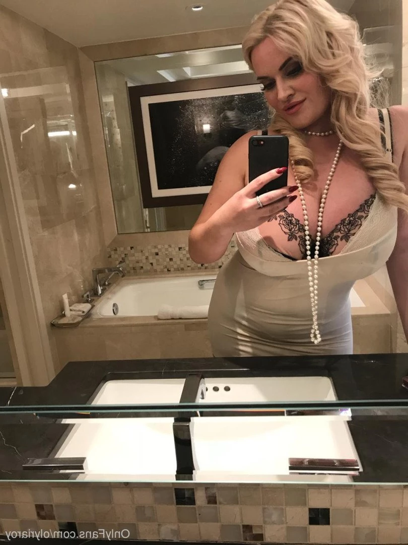 Olyria Roy [ olyriaroy ] Onlyfans leaked photo 3701512 on Hotleaks.tv