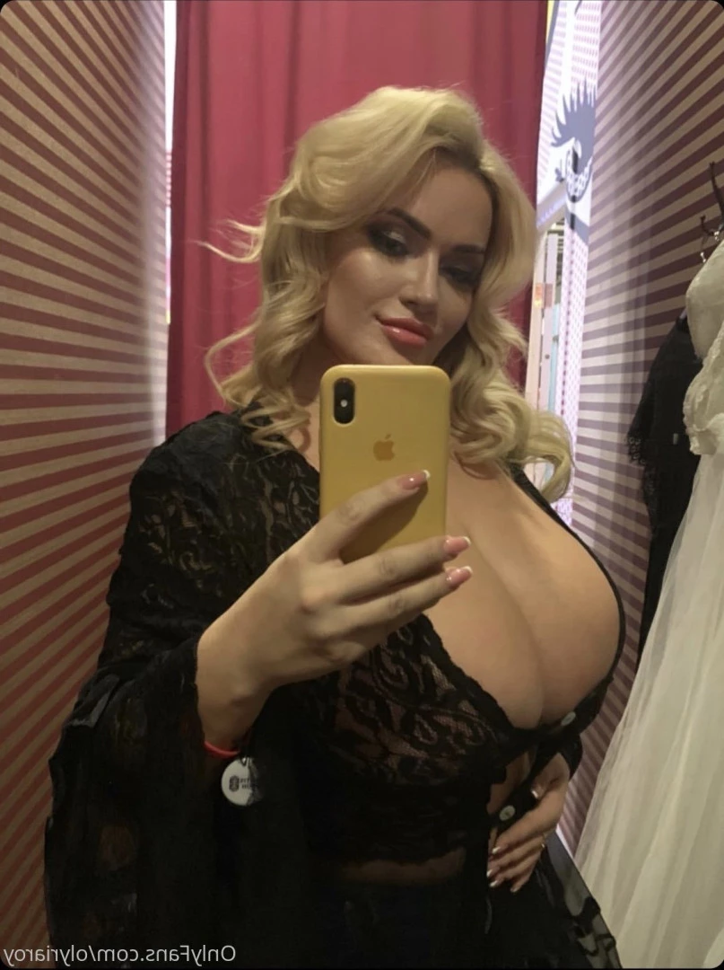 Olyria Roy [ olyriaroy ] Onlyfans leaked photo 6249552 on Hotleaks.tv