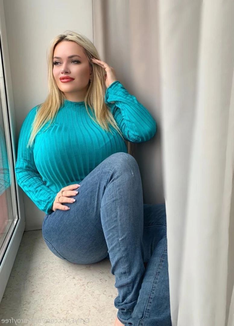 Olyria Roy [ olyriaroyfree ] Onlyfans leaked photo 6104060 on Hotleaks.tv