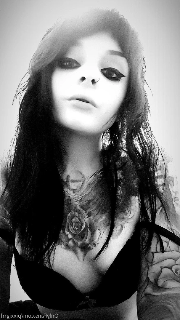Pixxi [ pixxigrrl ] Onlyfans leaked photo 6246068 on Hotleaks.tv