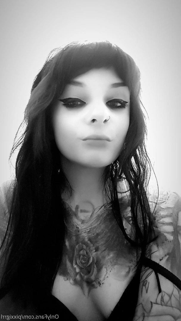 Pixxi [ pixxigrrl ] Onlyfans leaked photo 6246573 on Hotleaks.tv