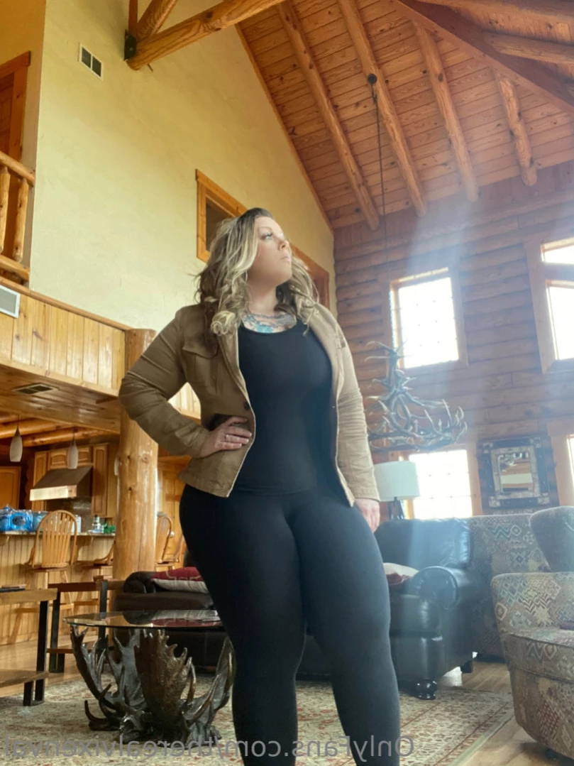 VixenVal [ therealvixenval ] Onlyfans leaked photo 12501257 on Hotleaks.tv