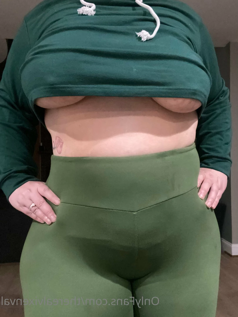 VixenVal [ therealvixenval ] Onlyfans leaked photo 15469171 on Hotleaks.tv