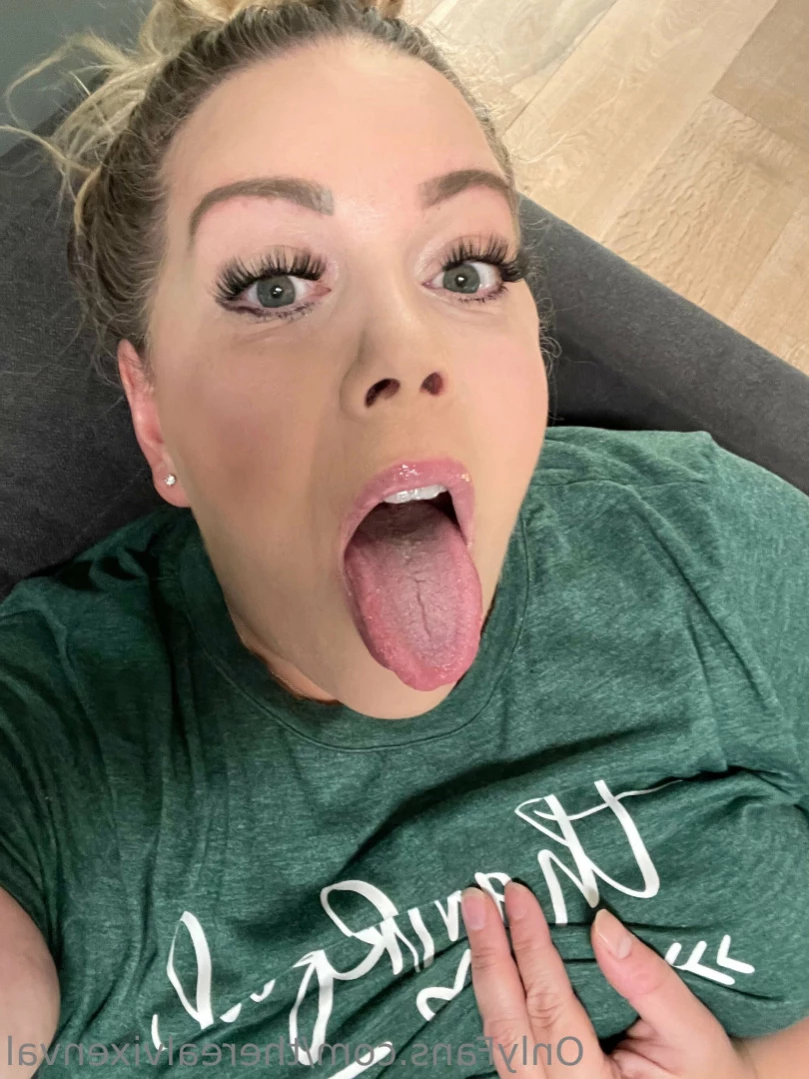 VixenVal [ therealvixenval ] Onlyfans leaked photo 15469277 on Hotleaks.tv