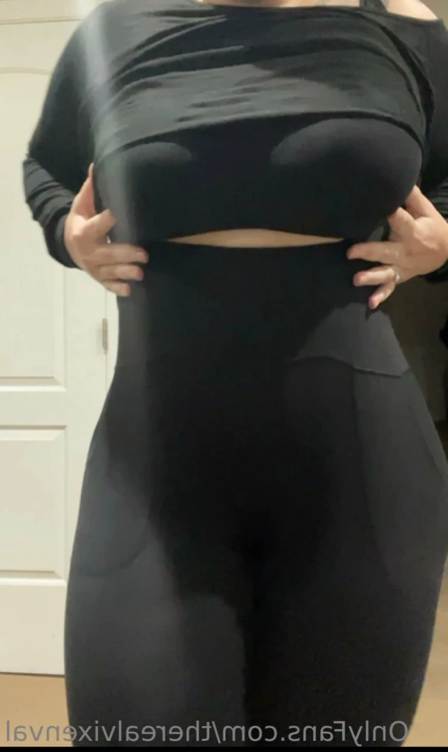 VixenVal [ therealvixenval ] Onlyfans leaked photo 15469724 on Hotleaks.tv