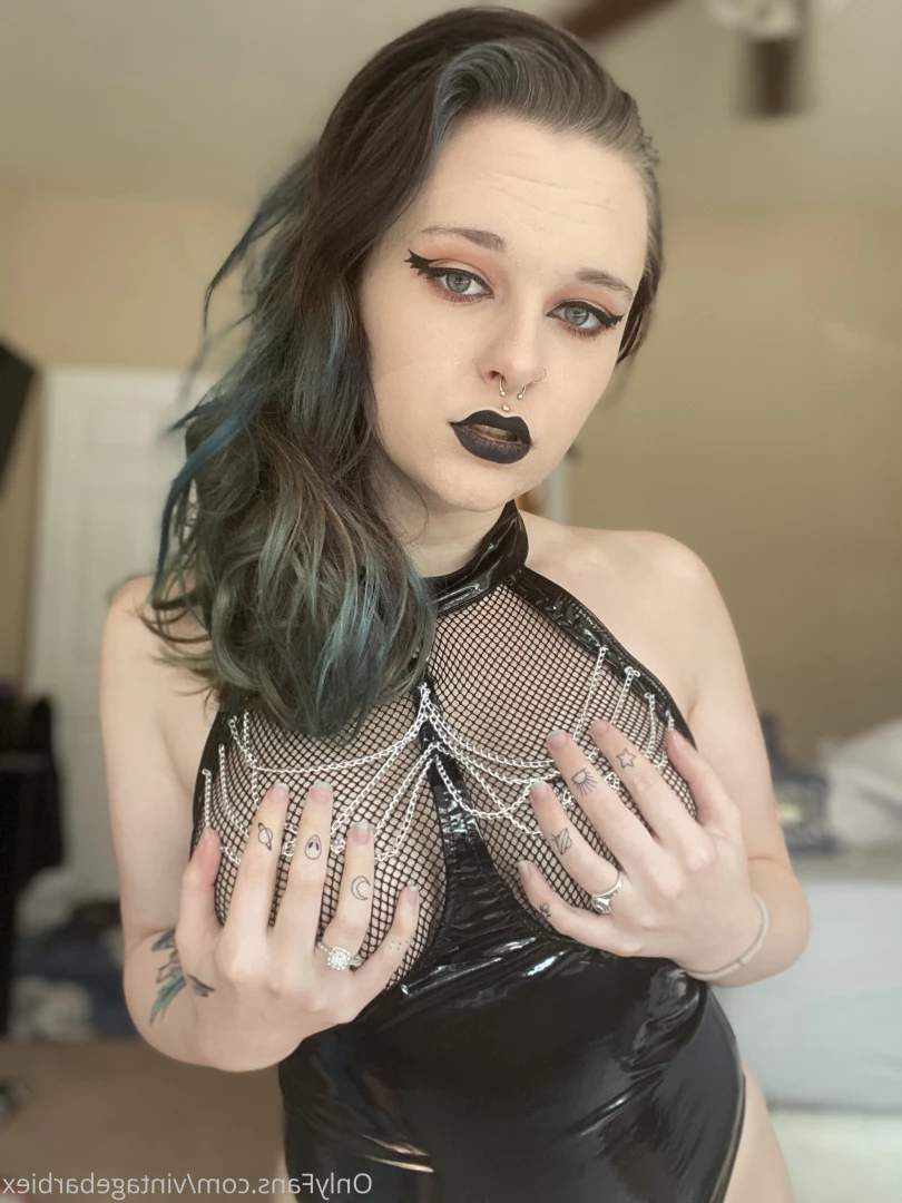 ✨ Liv TOP 1% 💋 [ vintagebarbiex ] Onlyfans leaked photo 6207045 on Hotleaks.tv