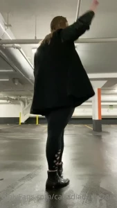 10673210