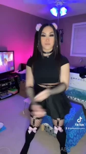 4827126