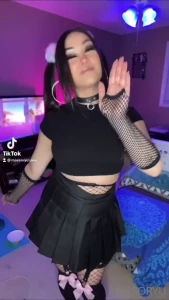 4827127