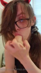 Rebecca [ beccasaur64 ] Onlyfans leaked video 2562918 on Hotleaks.tv