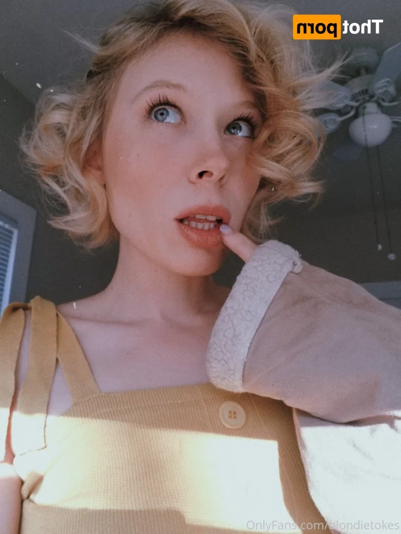 Blondie Blooms 🍑💦 [ blondieblooms ] Onlyfans leaked photo 12185672 on Hotleaks.tv