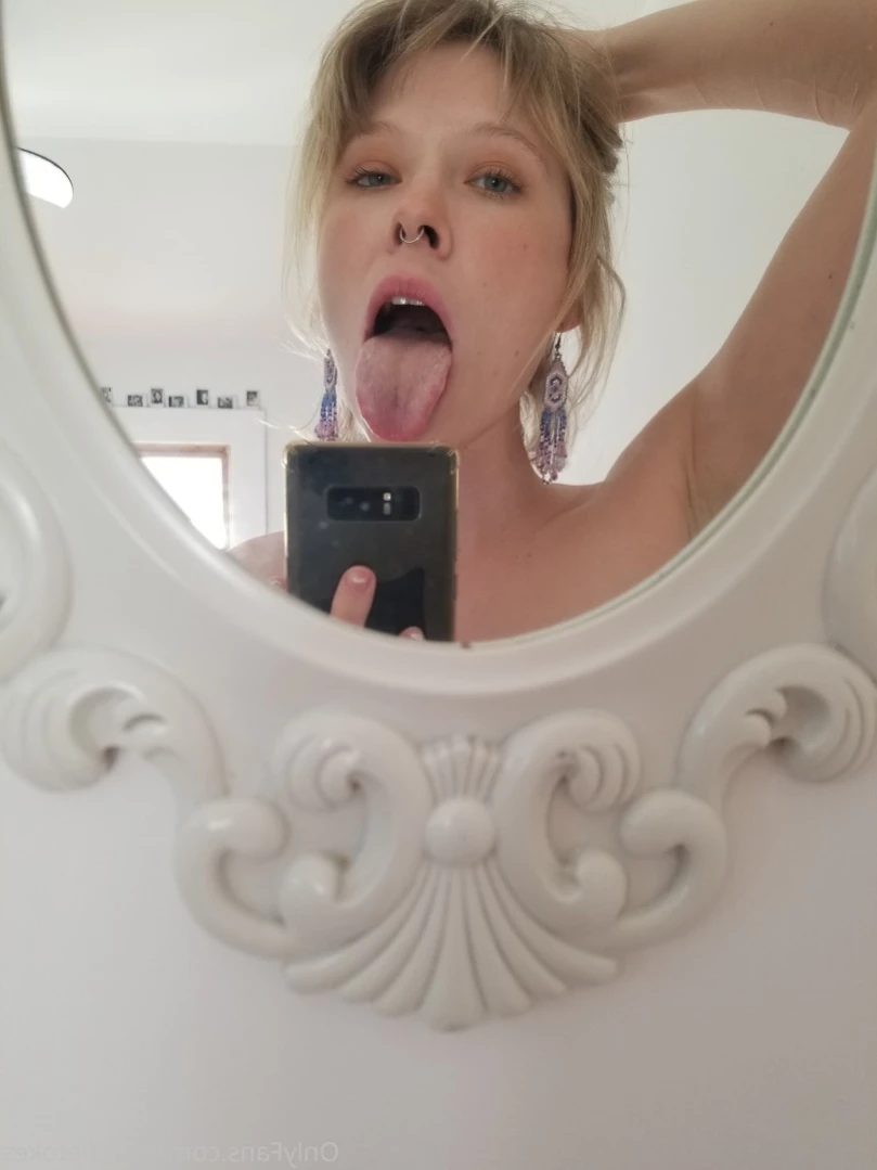 Blondie Blooms 🍑💦 [ blondieblooms ] Onlyfans leaked photo 12283368 on Hotleaks.tv