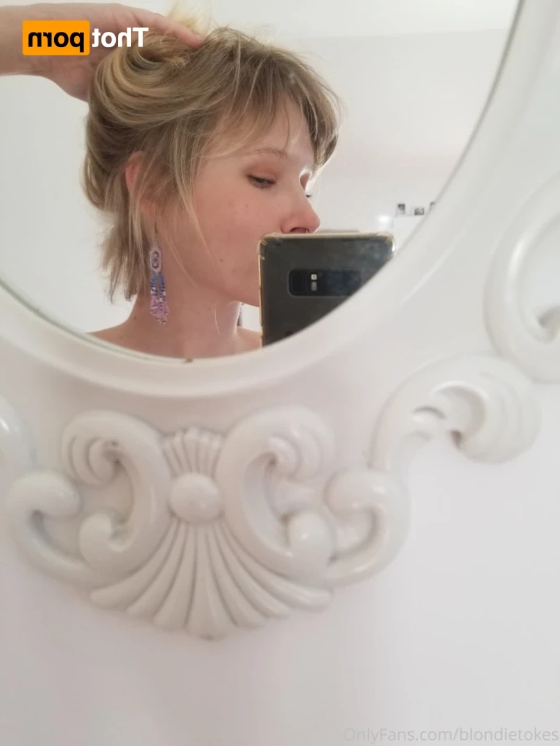 Blondie Blooms 🍑💦 [ blondieblooms ] Onlyfans leaked photo 14625863 on Hotleaks.tv
