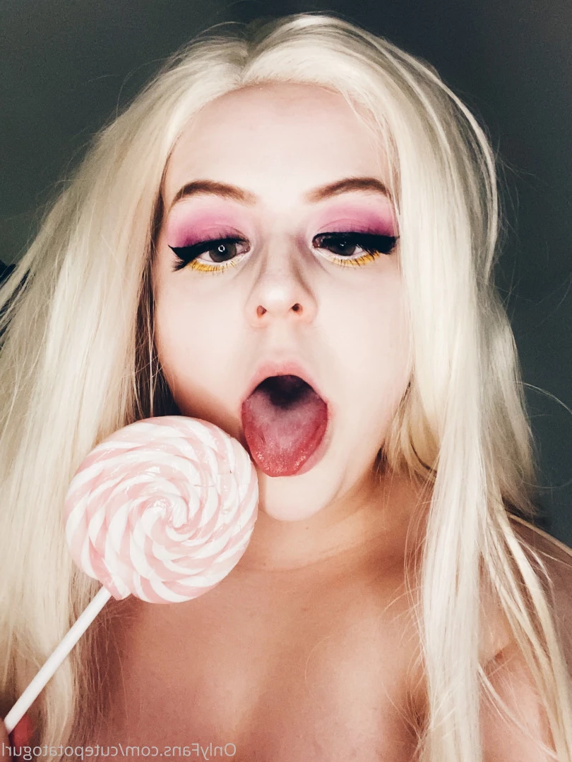 ♥︎CutePotatoGurl [ cutepotatogurl ] Onlyfans leaked photo 6089679 on Hotleaks.tv