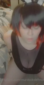 15695747