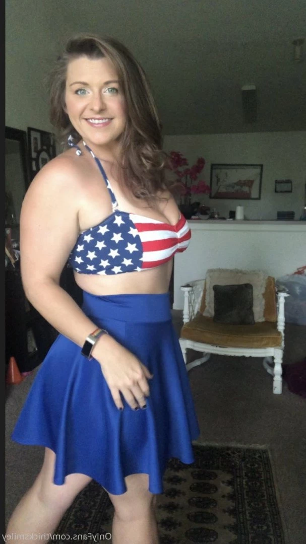 Thick and Sweet [ thicksmiley ] Onlyfans leaked photo 2285938 on Hotleaks.tv